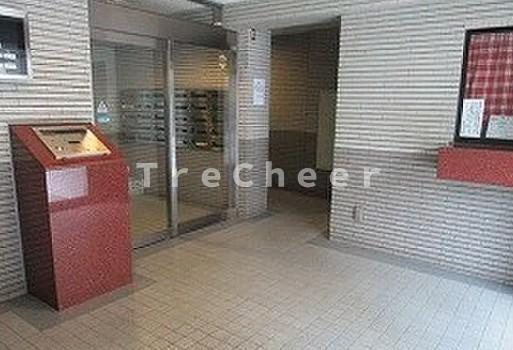 ライオンズマンション高島平のエントランス