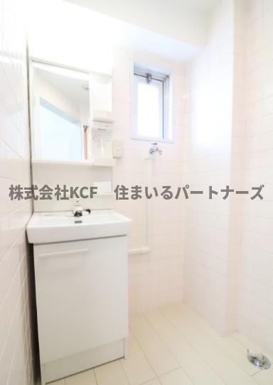 パラッツォ櫛原の洗面所|脱衣スペースもあります