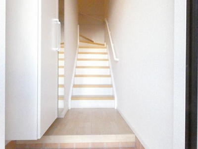 【玄関】 | オーバーフォレストⅠ