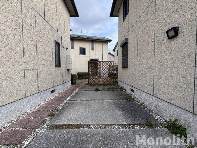 DAIKENN浜寺南町N棟の駐車場