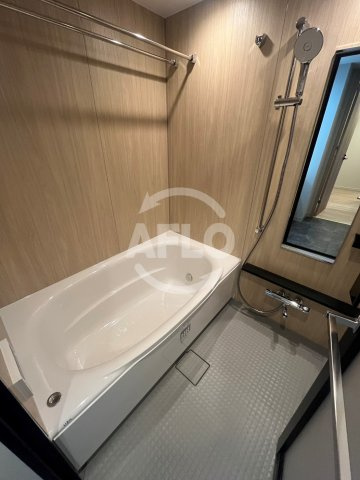 S-RESIDENCE松屋町asence　中央小学校区の浴室|S-RESIDENCE松屋町asence　風呂