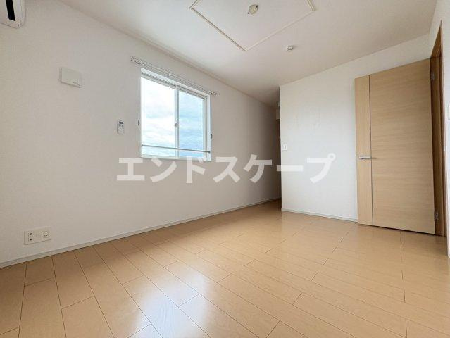 カラーの居間・リビング|高崎、前橋のお部屋探しはエンドスケープまで！お客様の理想お聞かせ下さい♪