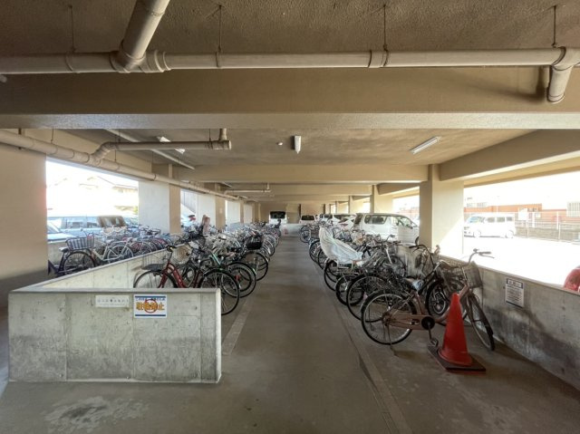 アルファステイツ老松町弐番館のその他共用部分|駐輪場