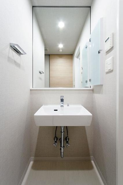 ガーデニエール砧　ＷＥＳＴの洗面所|※写真は同タイプ住戸です。