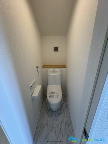 藤沢市渡内４丁目２期　新築戸建　全２棟２号棟のトイレ|トイレもきれいです