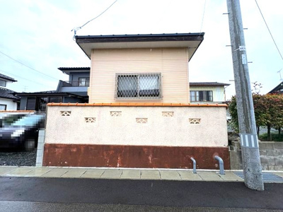 【外観】 | いわき市錦町中迎2丁目　4ＬＤＫ