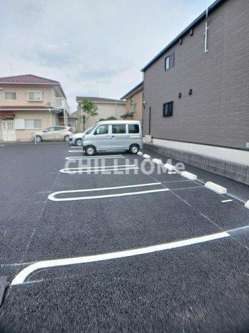 プラシード　ウエストの駐車場|当社、チルホームのHPもご覧ください(^^)/物件情報多数♪