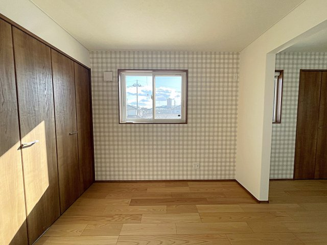【エコnaホーム】　郡山市横塚1丁目　芳賀小・第四中の洋室