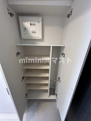 大阪市港区市岡１丁目の賃貸マンションの収納