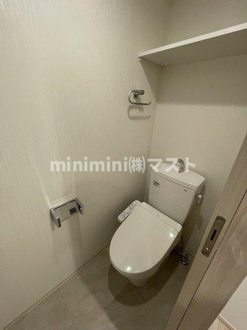 大阪市港区弁天３丁目の賃貸マンションのトイレ
