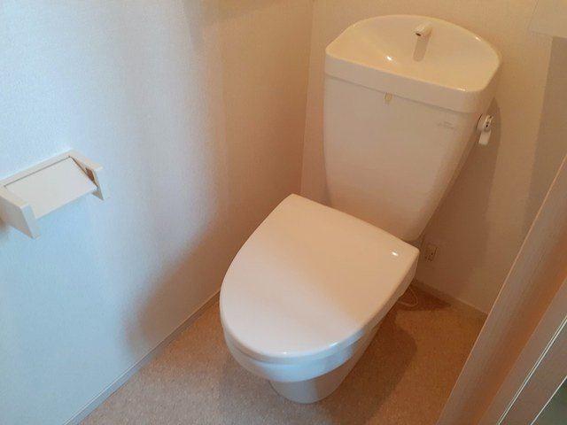 シャインローズのトイレ|ゆったりとした空間のトイレです