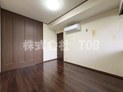 【洋室】 | プレイス・アイズ | 洋室4.8帖