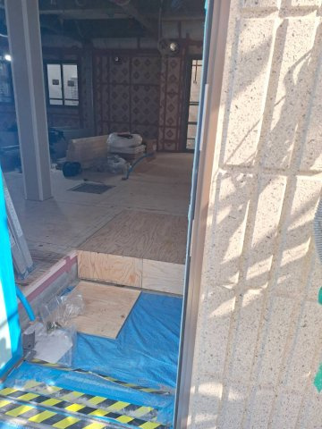 カーサ西国分寺の玄関