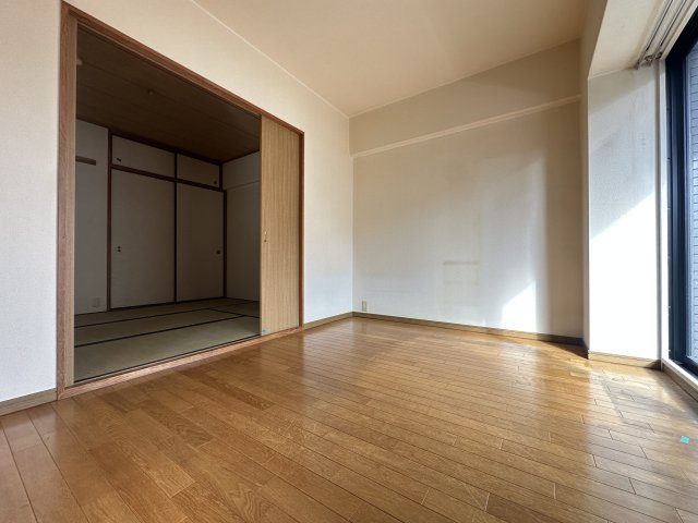 レグルス北池の洋室