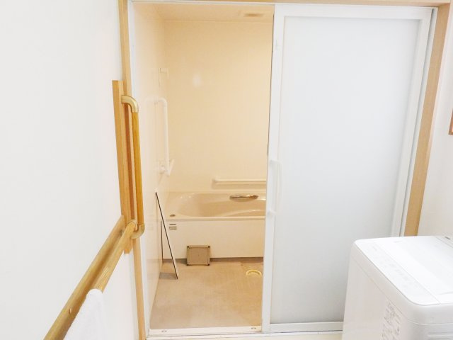 【浴室】 | 新潟市北区松浜６丁目　売家
