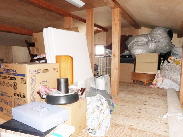 【収納】 | 新潟市北区松浜６丁目　売家 | 屋根裏収納