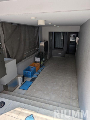 【エントランス】 | CREAL王子South