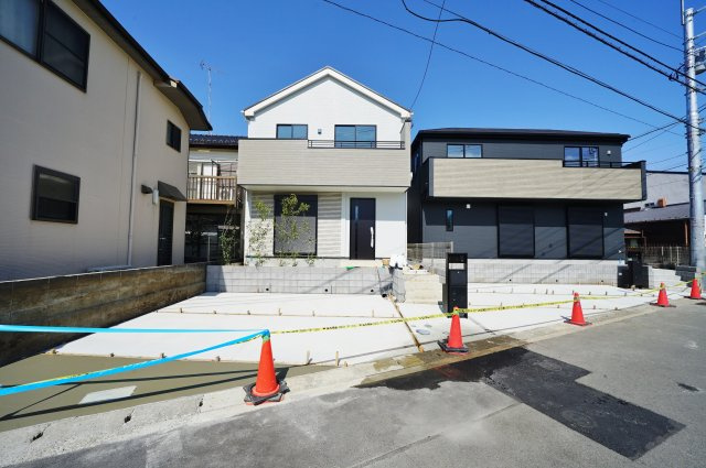 【横浜市旭区今宿西町201-16全2棟新築戸建て】★仲介手数料無料★（都岡小学校・今宿中学校）