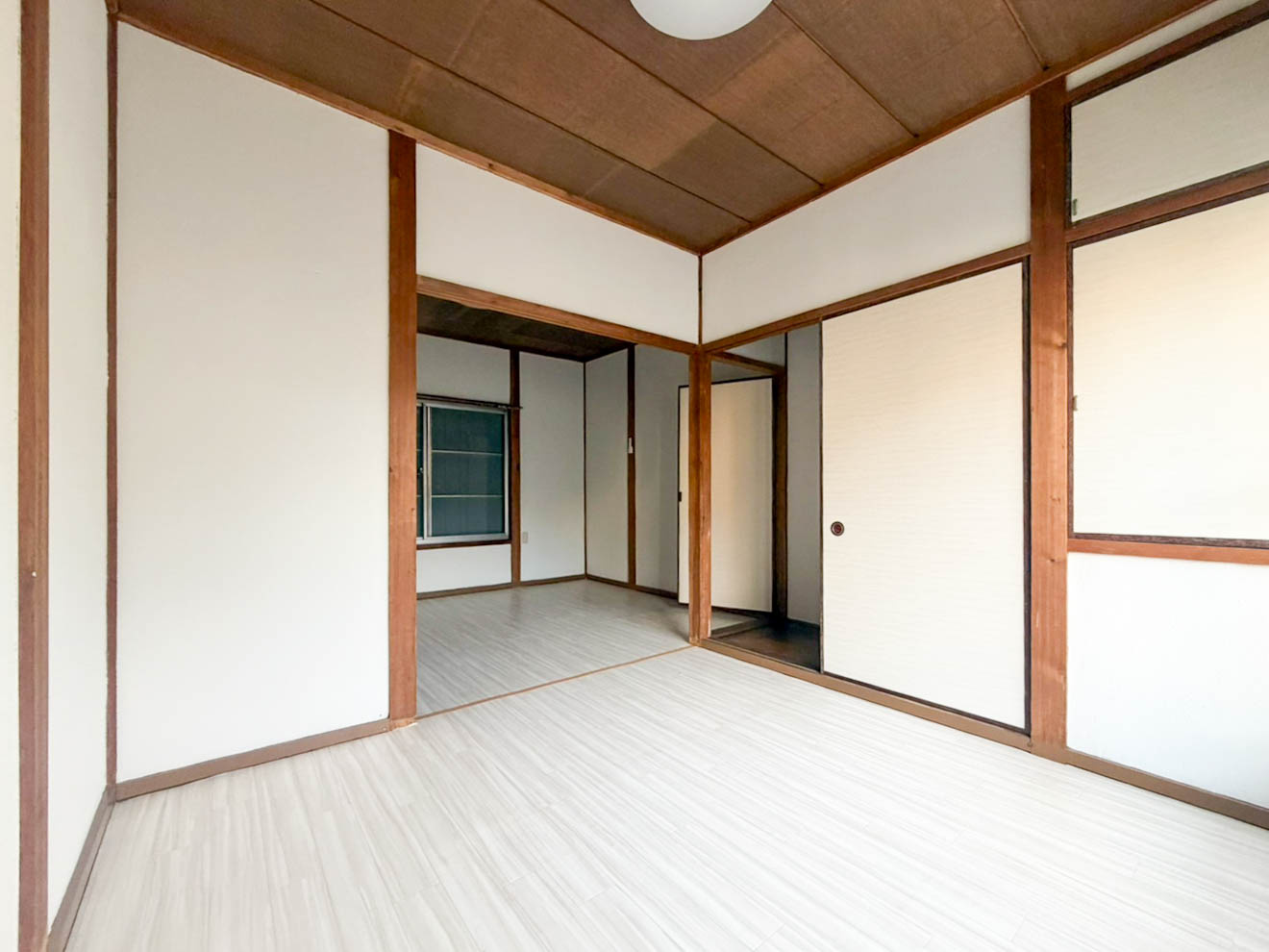 港区港栄テラスハウスの洋室