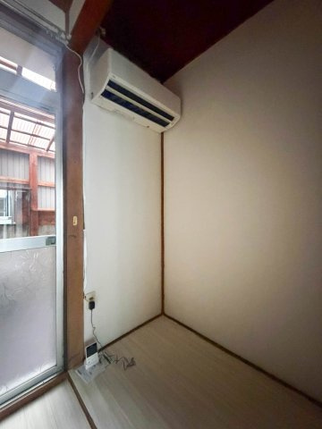 港区港栄テラスハウスの設備|エアコン付き