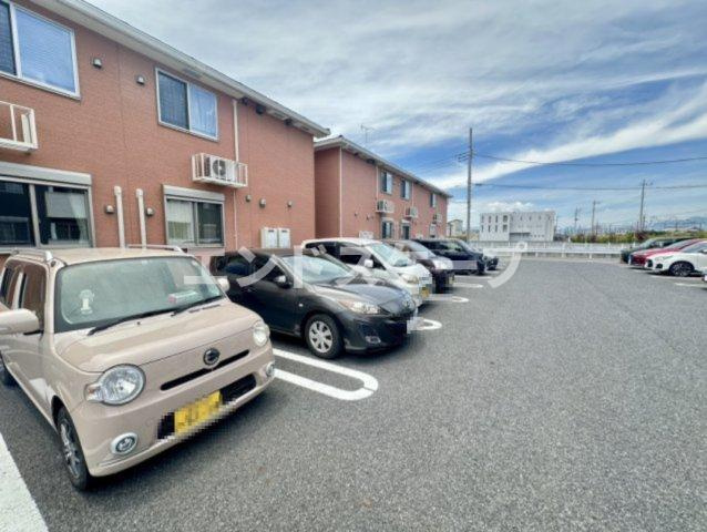 フィオーレ　プリート　Ⅲの駐車場|高崎、前橋のお部屋探しはエンドスケープまで！お客様の理想お聞かせ下さい♪