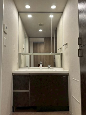 【独立洗面台】の画像