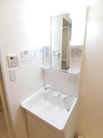 けやきハイムの洗面所|別号室の参考写真です