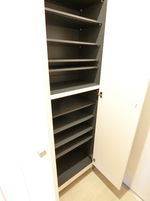 けやきハイムの玄関|別号室の参考写真です