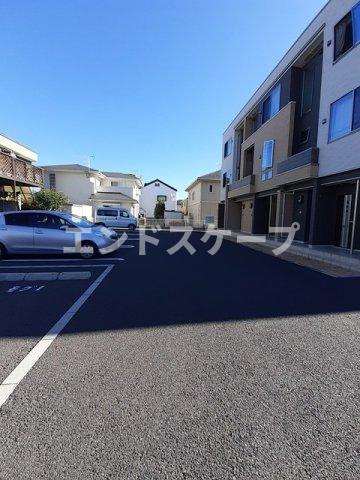 フェリーチェ　エム　マーレの駐車場|高崎、前橋のお部屋探しはエンドスケープまで！お客様の理想お聞かせ下さい♪