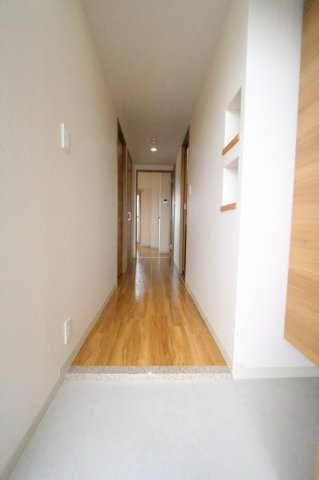 ディアコートKⅦの玄関