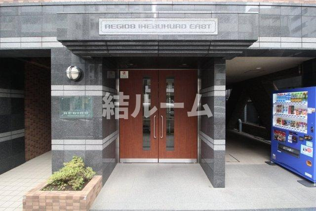 豊島区東池袋５丁目の賃貸マンションのエントランス