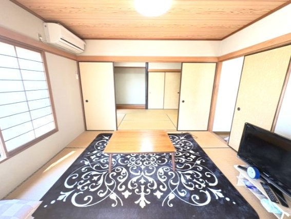 中古住宅　富士市大渕　部屋数豊富6SLDDKK｜二世帯でゆとりある暮らしの和室