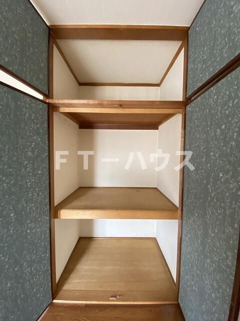 シャトーナカノの収納