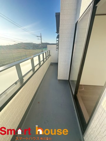 横浜市青葉区荏田西　新築全3棟の前面道路含む現地写真