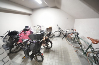 【その他】 | ベルンガーデン東平　中央小学校区 | ベルンガーデン東平　駐輪場