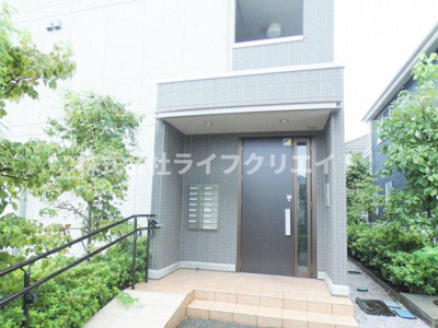 【エントランス】 | グレースコート