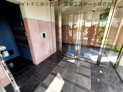 【エントランス】 | シャルマン和泉