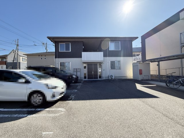 シャーメゾン アウローラ