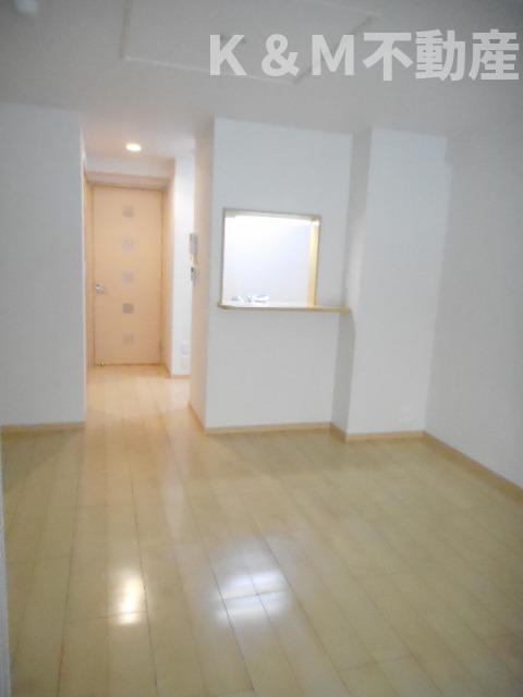 パープルコート・アゼリアの居間・リビング|ゆったり過ごせるリビングです