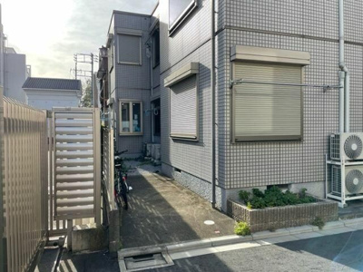 【エントランス】 | シャーメゾン・エム