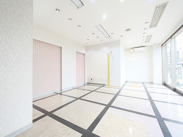正木ビルの内装