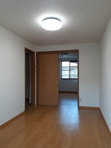 ニューシティ藤澤Ａ棟の居間・リビング