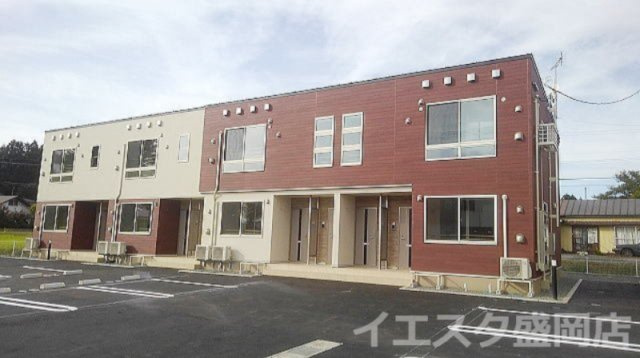 アパルトマンヌーベル　Ｂの外観