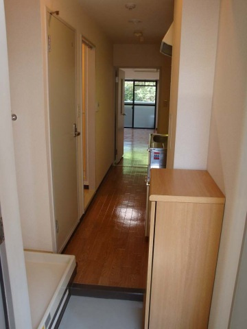 田部ビルの玄関