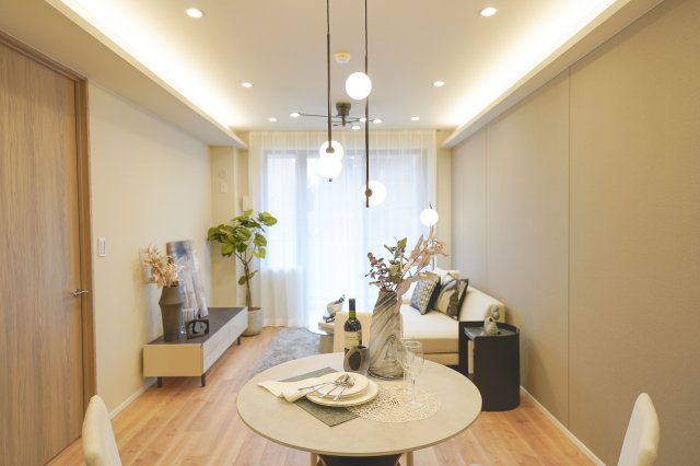 【居間・リビング】