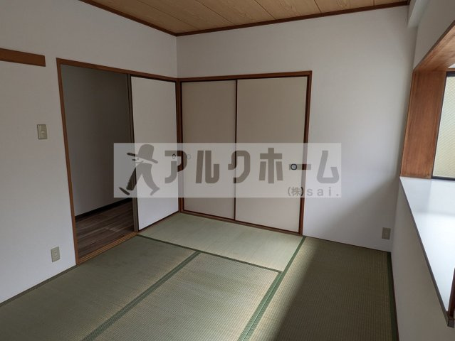 ドリーム松村 弐番館の和室