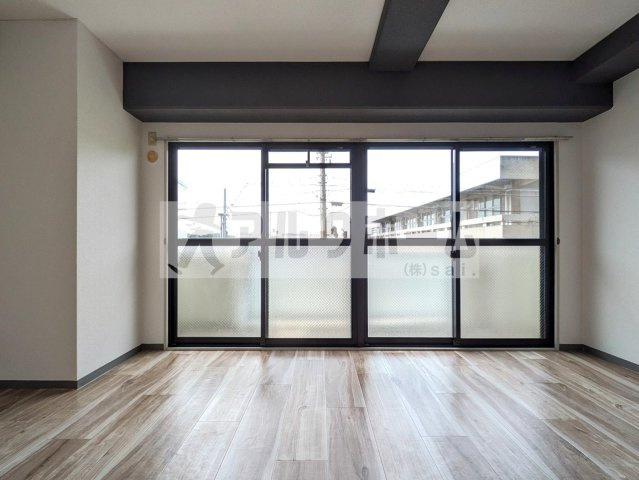 ドリーム松村 弐番館の居間・リビング