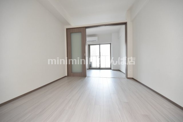 レオンコンフォート本町クレセントの居間・リビング