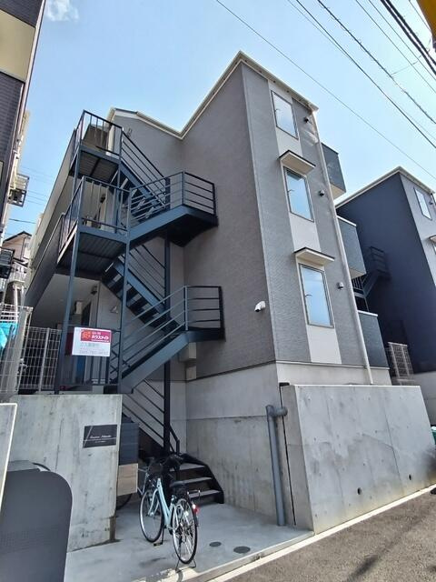 横浜市金沢区富岡東6丁目のアパートの画像