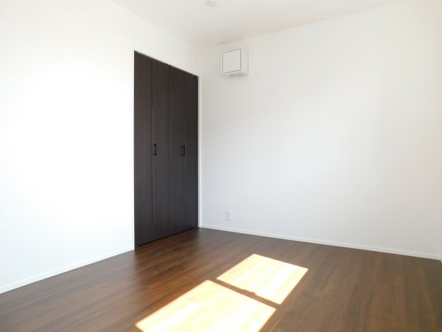 名古屋市港区船頭場１丁目の新築一戸建の洋室|◇洋室◇　　南面で明るい洋室６．０帖　全居室収納完備♪